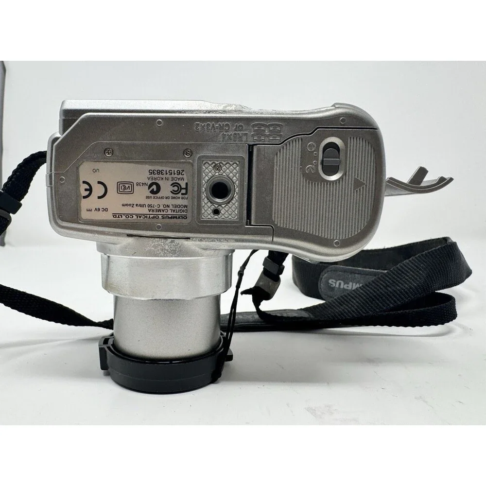 Olympus Camedia C-750 Ultra Zoom 4.0MP Compact Digital Camera For Parts